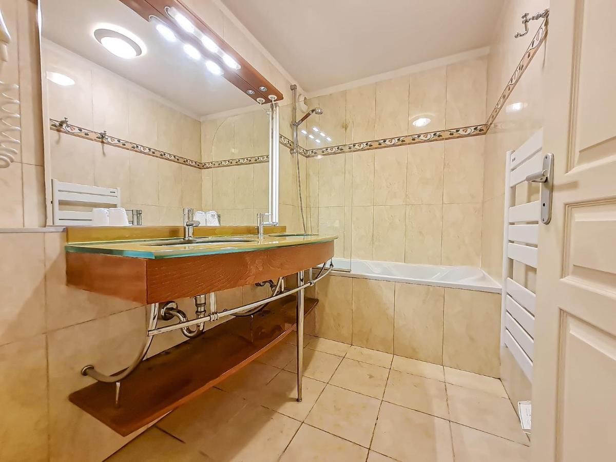 Y'hotes - Proche Frontiere A Apartment